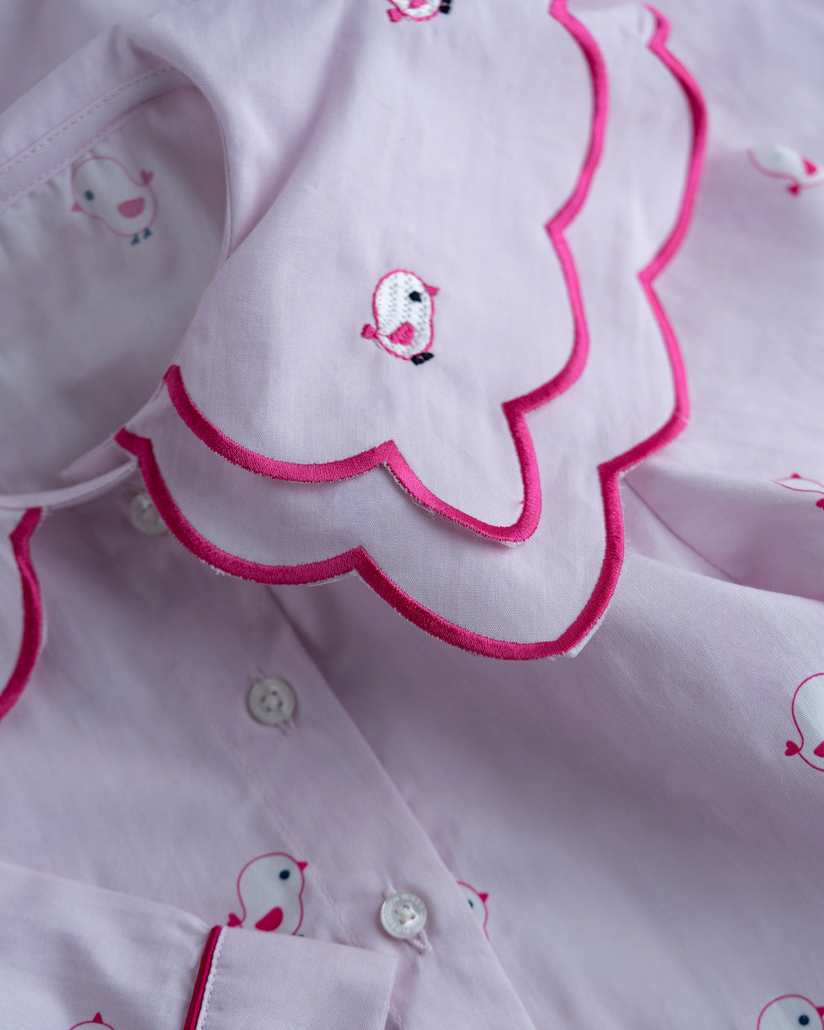 Pinky Tweets Girl